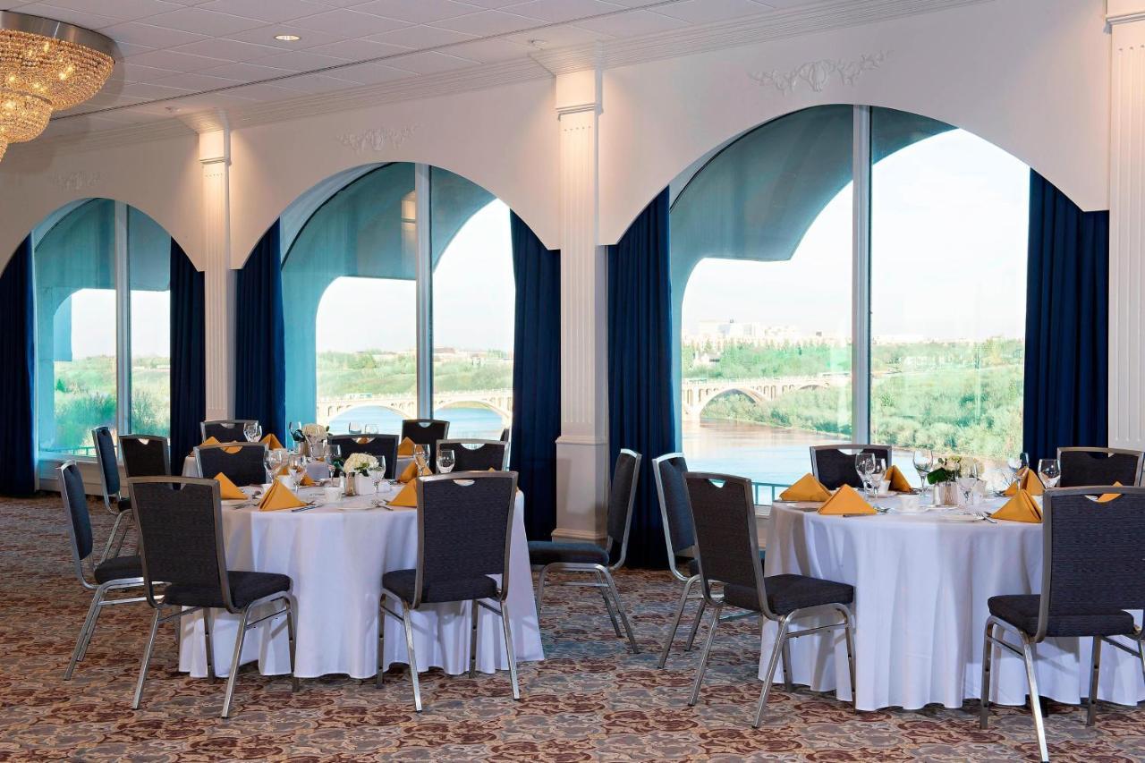 Sheraton Cavalier Saskatoon Hotel Экстерьер фото