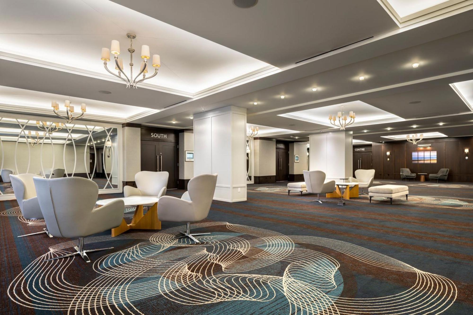 Sheraton Cavalier Saskatoon Hotel Экстерьер фото