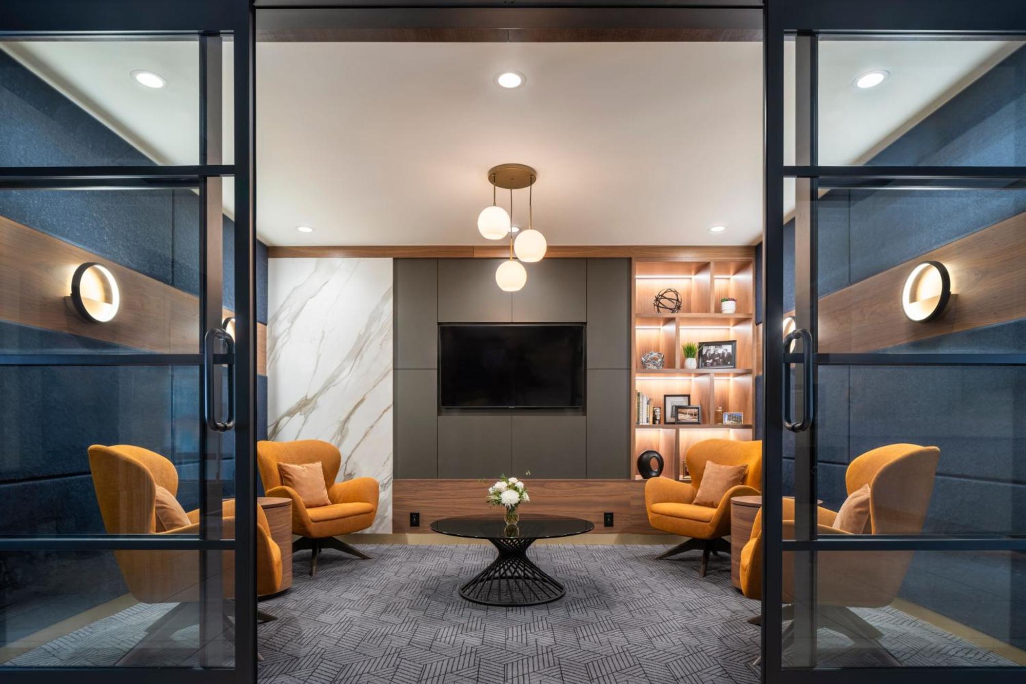 Sheraton Cavalier Saskatoon Hotel Экстерьер фото