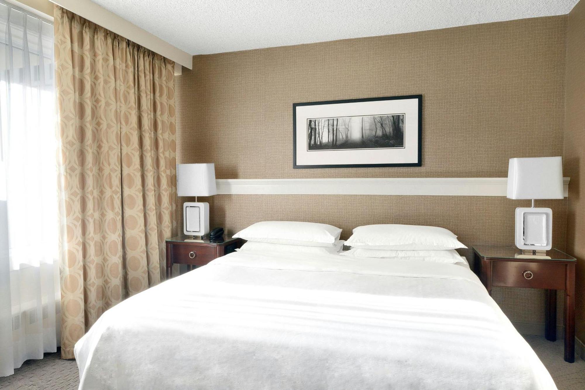 Sheraton Cavalier Saskatoon Hotel Экстерьер фото
